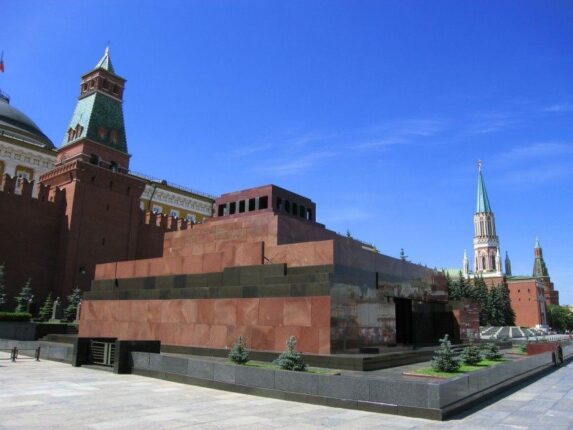 مقبره لنین یکی از بناهای مدرن معماری روسیه