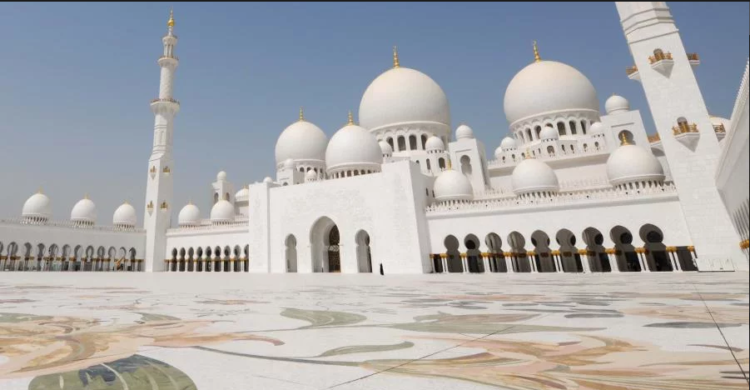 سیاست های گردشگری مسجد بزرگ شیخ زاید
